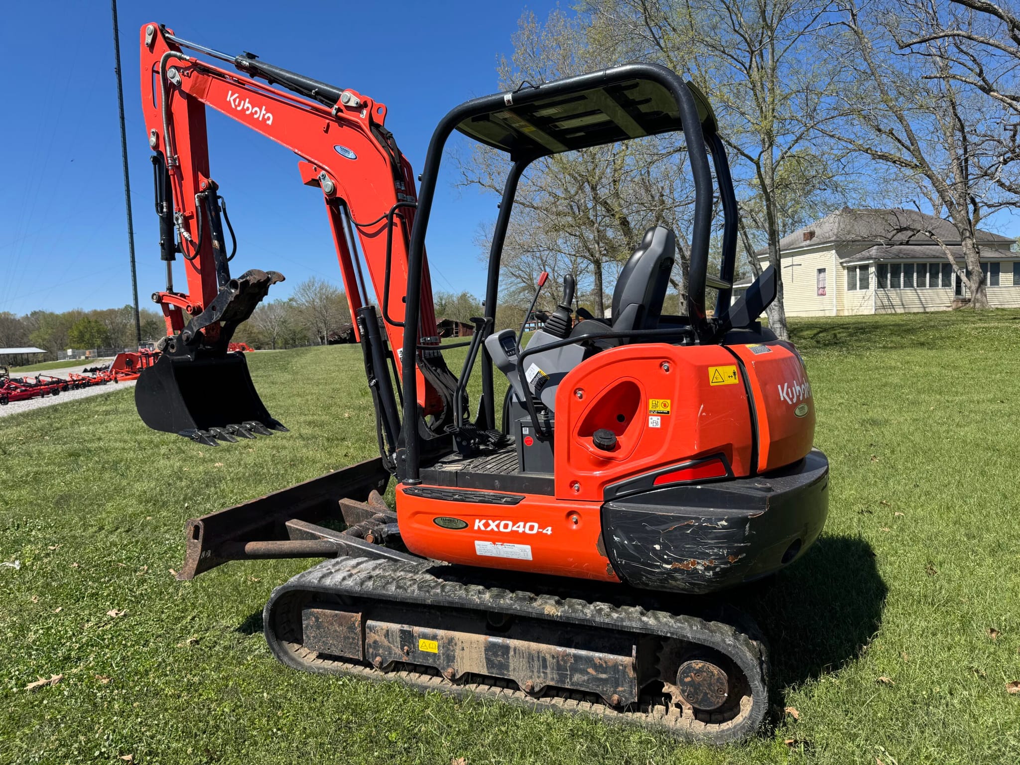 KX040-4R1   Stock No. 46889